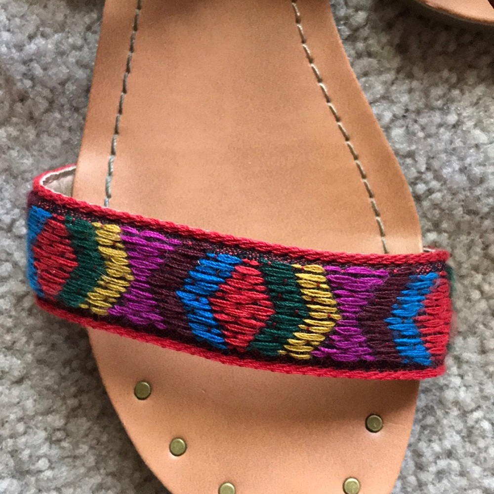 Mossimo Sandals - Picture 2 of 3